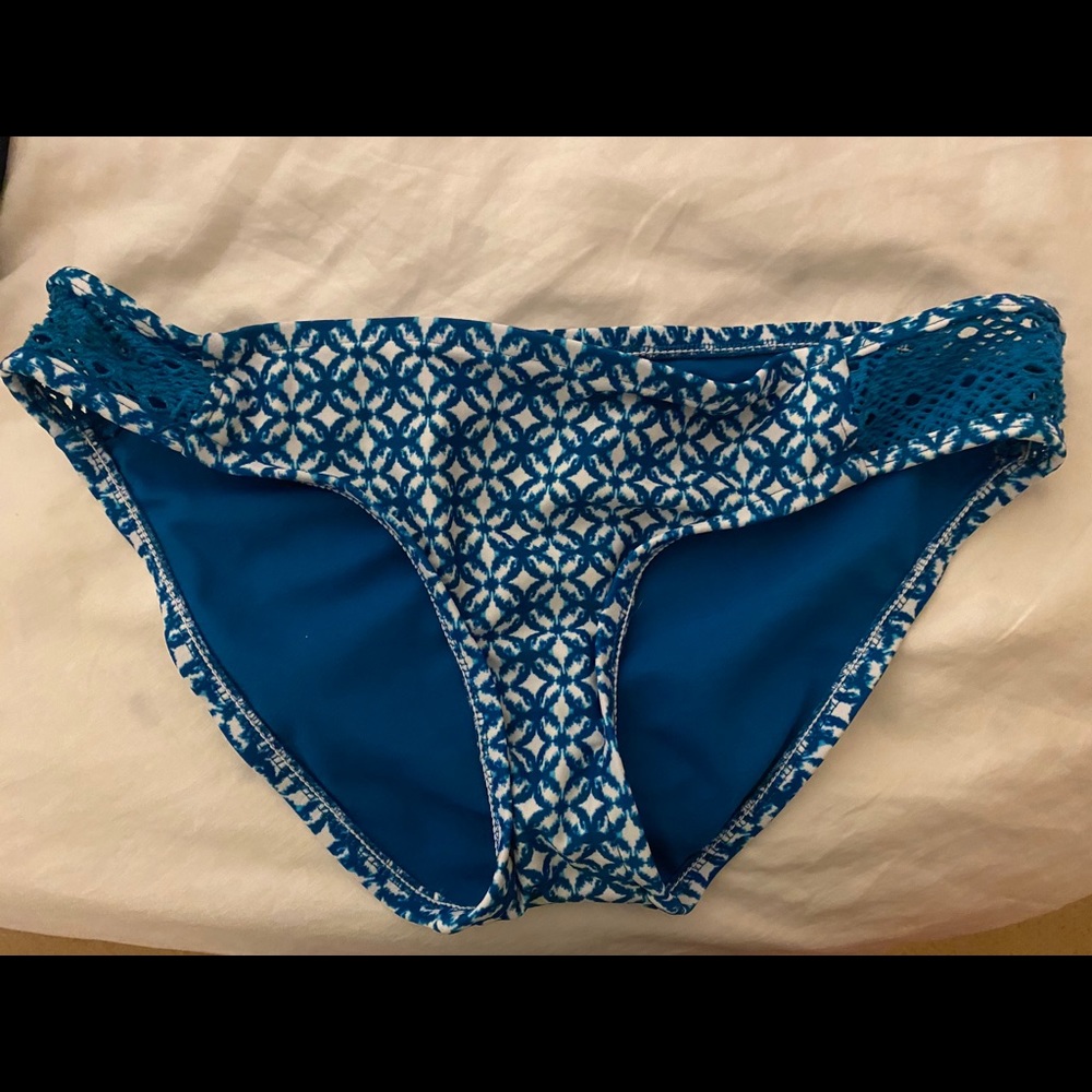 bikini bottoms